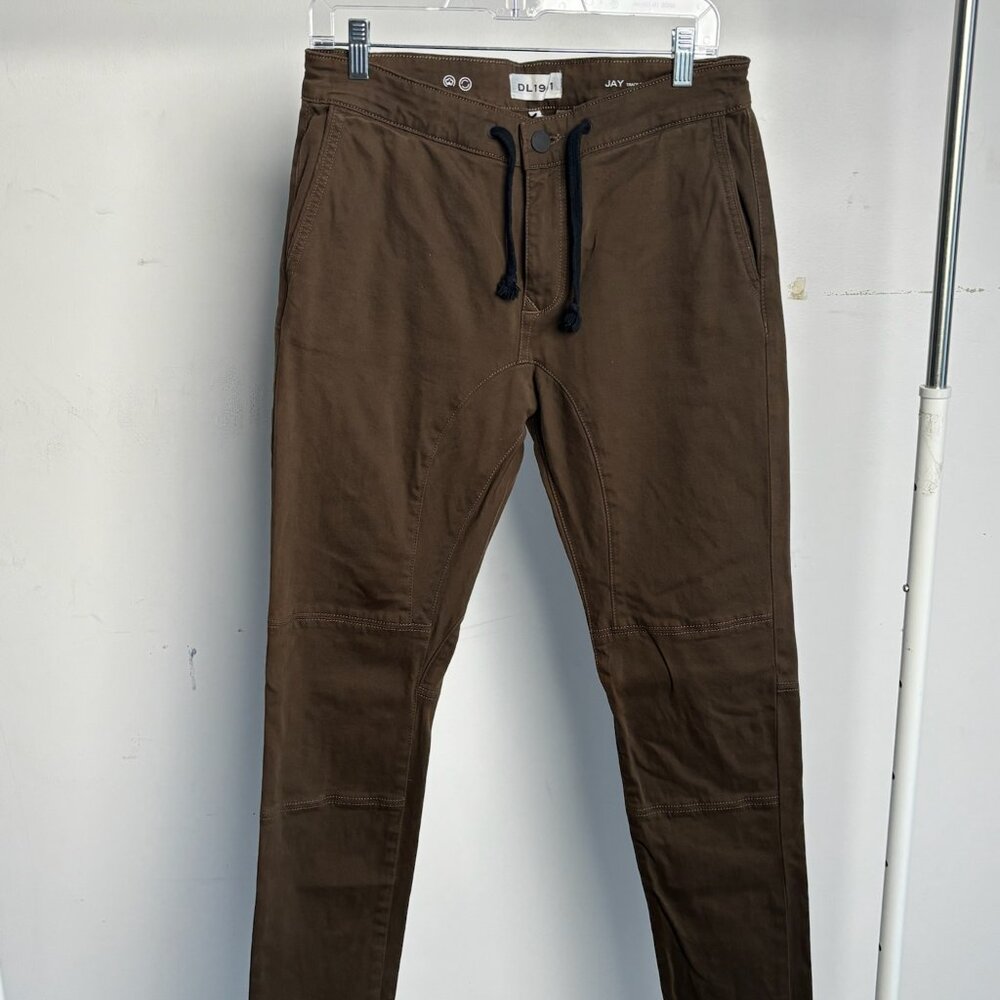 DL1961 Jay Track Chino Pants -- Army Green — Men's 30/31